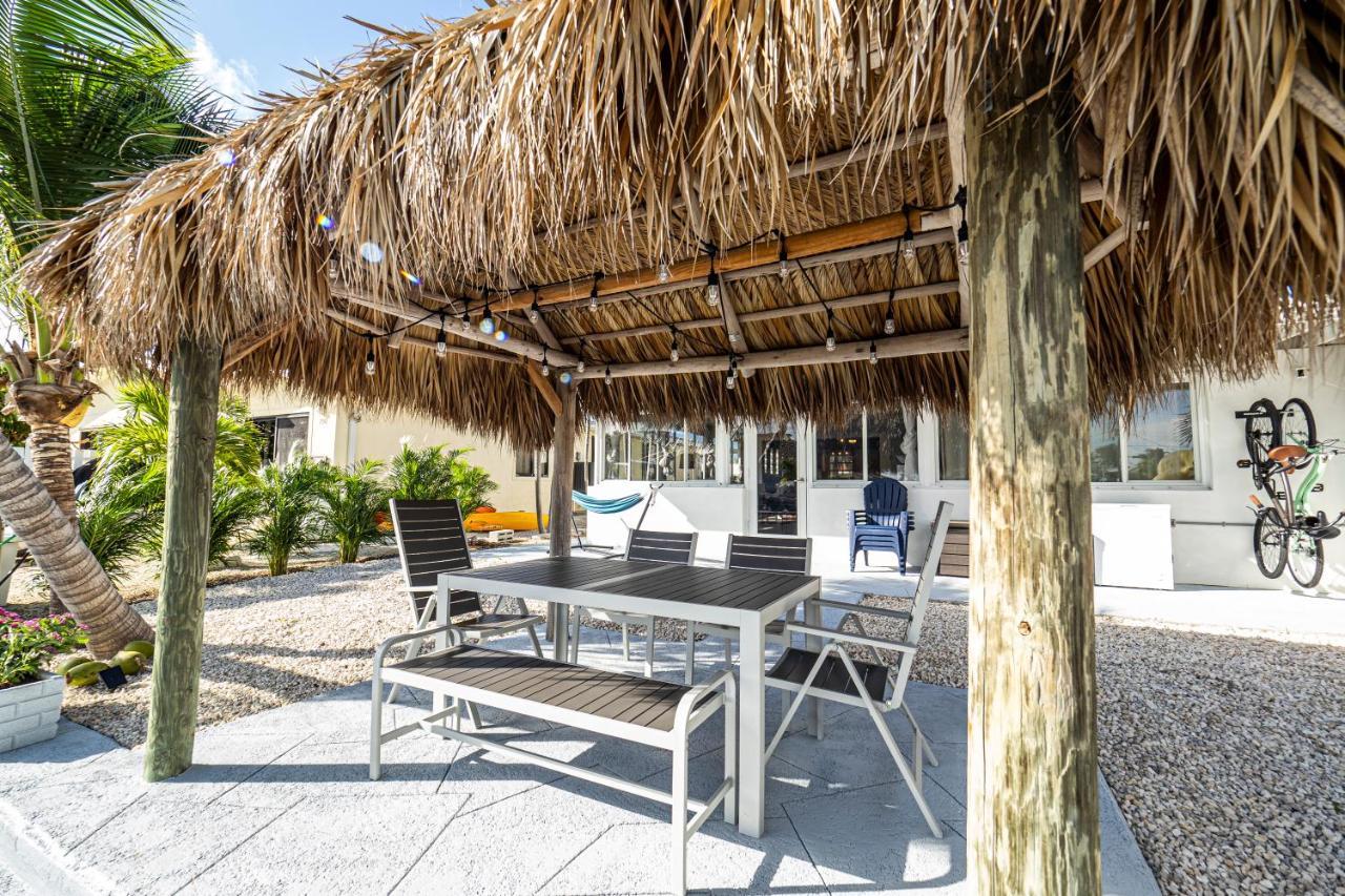 Newly Renovated 3Br2Ba Duplex With Private Dock Villa Key Colony Beach Bagian luar foto