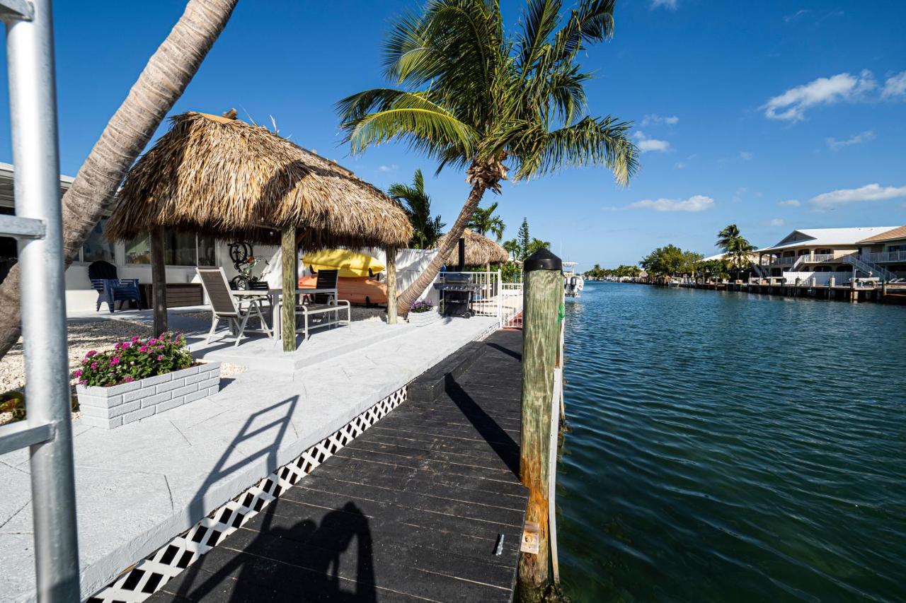 Newly Renovated 3Br2Ba Duplex With Private Dock Villa Key Colony Beach Bagian luar foto